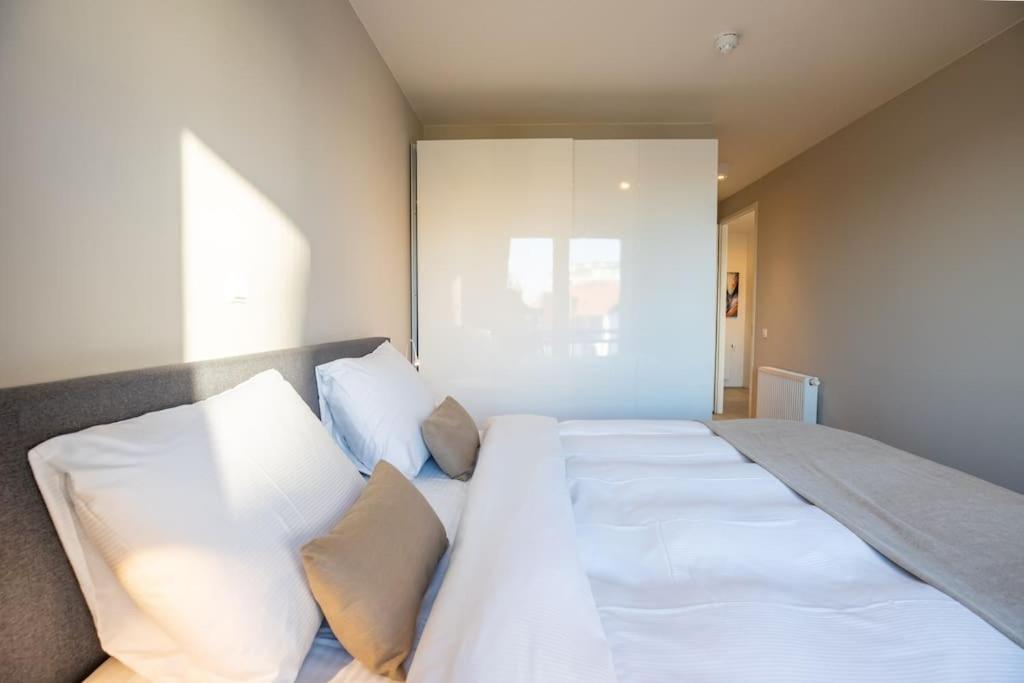 Home Away, Light And Bright كادزاند المظهر الخارجي الصورة